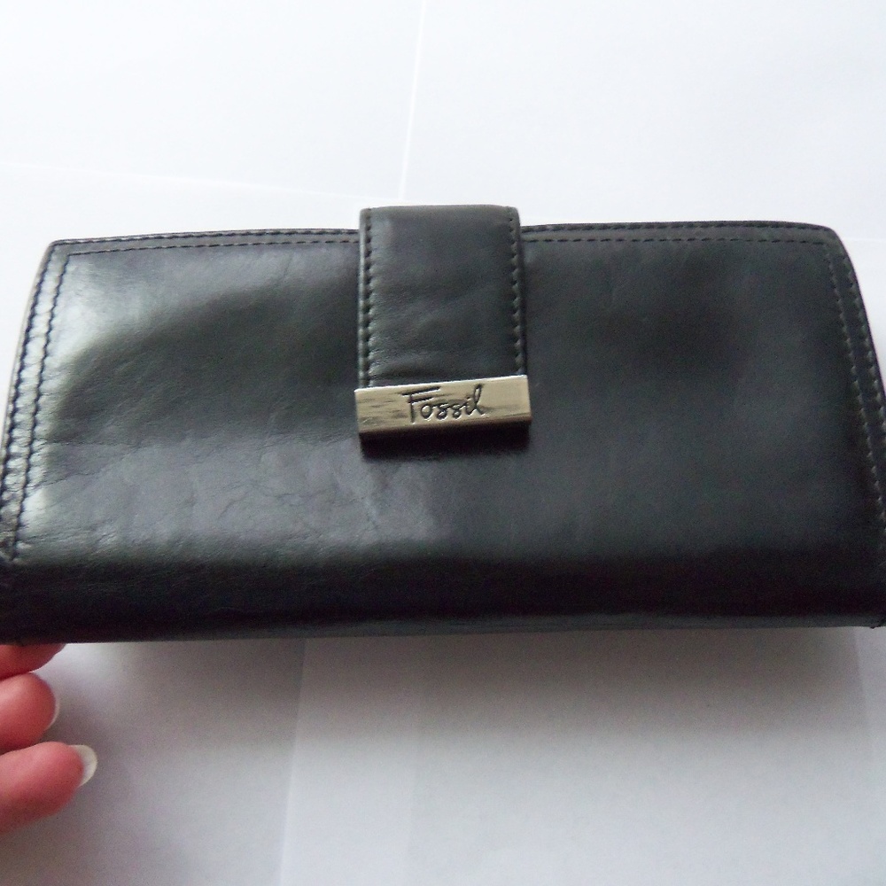 Fossil Wallet-Black-Genuine Leather